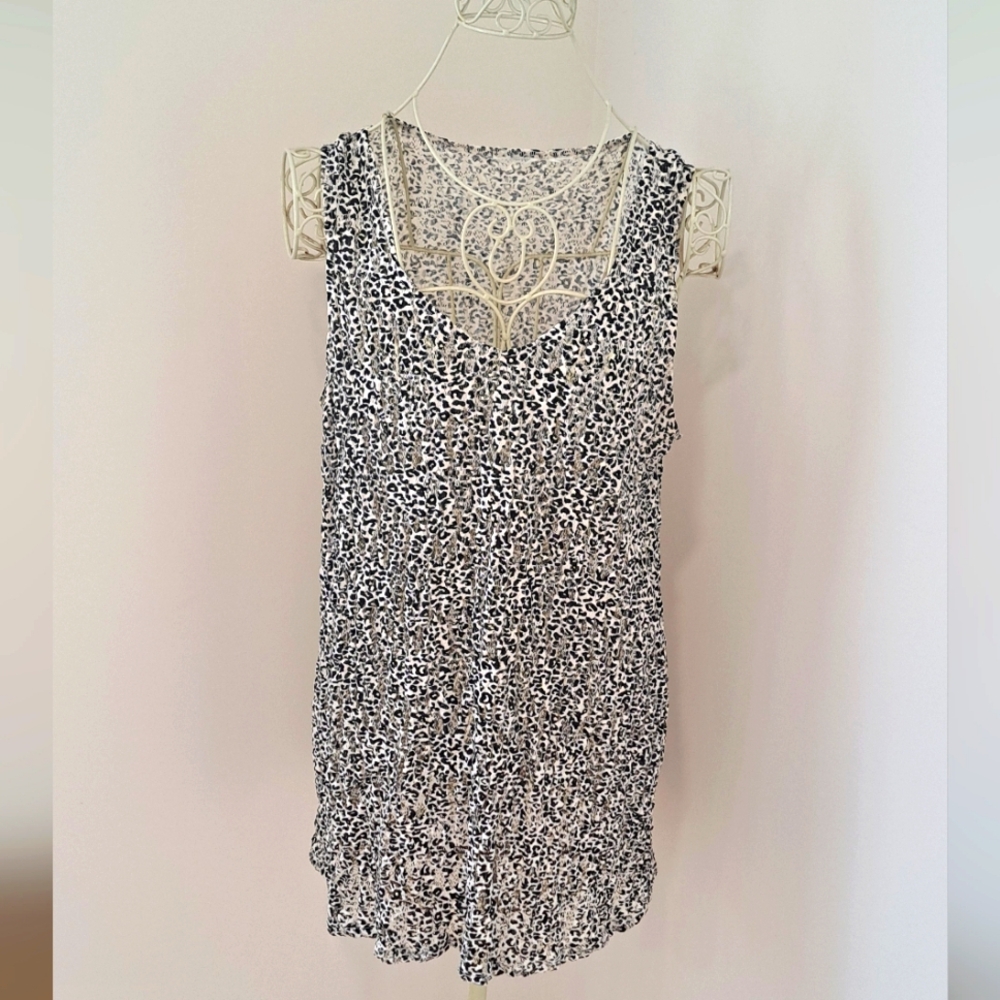 Women's Animal Print And Lace Sleeveless Mob Wife Tunic Length Top, Size XL.
